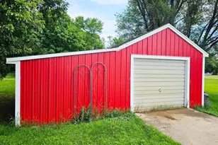 116 N 1st St, Milan, MN 56262 - Photo 11