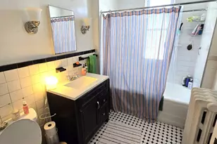 2215 Pleasant Ave, Minneapolis, MN 55404 - Photo 19