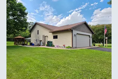 1440 Birchwood Lane, Eau Claire, WI 54703 - Photo 3