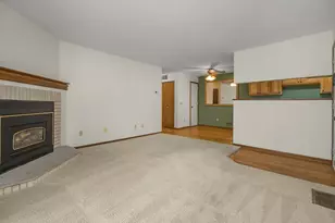 1740 Pleasant St, Lauderdale, MN 55113 - Photo 5