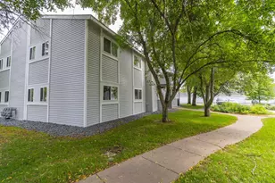 1740 Pleasant St, Lauderdale, MN 55113 - Photo 29