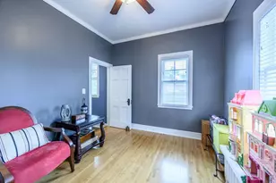 306 E 21st St, Hibbing, MN 55746 - Photo 25