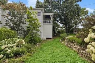 223 Walnut St, Saint Paul, MN 55102 - Photo 93