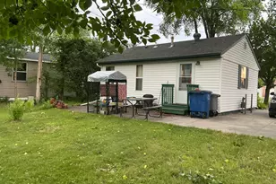 1912 N 6th Ave N, Moorhead, MN 56560 - Photo 3