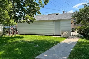 2223 Pleasant Ave, Minneapolis, MN 55404 - Photo 5