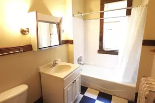 2223 Pleasant Ave, Minneapolis, MN 55404 - Photo 19