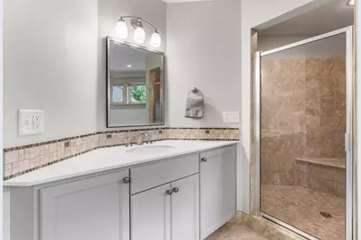 710 Shadyview Lane N, Plymouth, MN 55447 - Photo 39