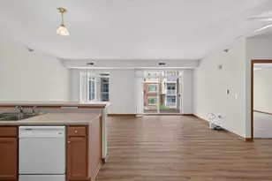 8200 W 33rd St, Saint Louis Park, MN 55426 - Photo 15