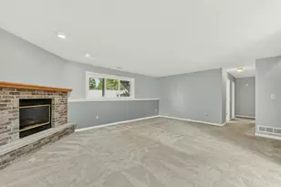 5319 Highgrove Ln NW, Rochester, MN 55901 - Photo 19