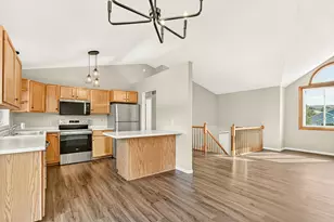 5319 Highgrove Ln NW, Rochester, MN 55901 - Photo 7