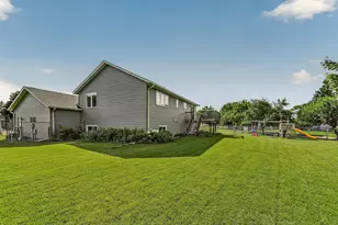 5319 Highgrove Ln NW, Rochester, MN 55901 - Photo 27