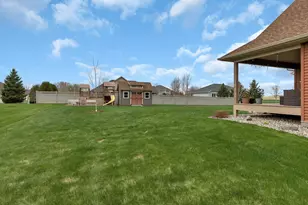 1804 4th St NE, Willmar, MN 56201 - Photo 31