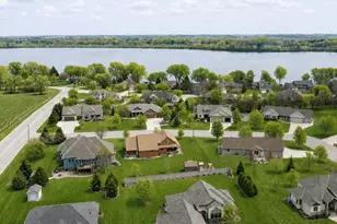 1804 4th St NE, Willmar, MN 56201 - Photo 5