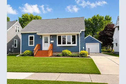 1704 1st Avenue NE, Austin, MN 55912 - Photo 1