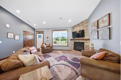 911 67th Avenue, Hudson, WI 54016 - Photo 11