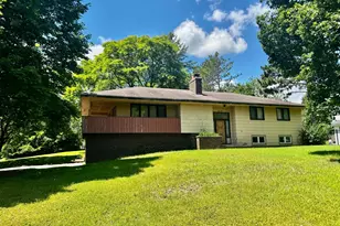 8730 Summit Dr, Eden Prairie, MN 55347 - Photo 27