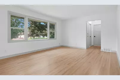 3606 Woodbine Lane N, Brooklyn Center, MN 55429 - Photo 5