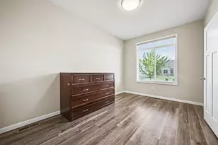 4138 Blakewood Dr, Shakopee, MN 55379 - Photo 17