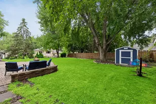 1401 Echo Dr, Burnsville, MN 55337 - Photo 47