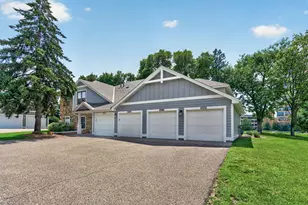 6976 Langford Ct, Edina, MN 55436 - Photo 3