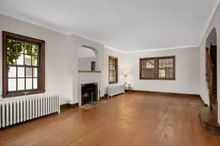 2406 W 54th St, Minneapolis, MN 55410 - Photo 3