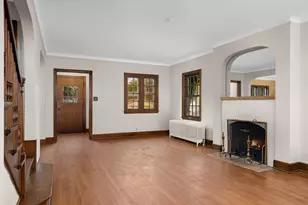 2406 W 54th St, Minneapolis, MN 55410 - Photo 5
