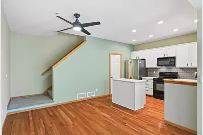 13749 54th Avenue N, Plymouth, MN 55446 - Photo 9