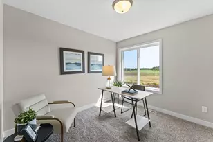 2257 Fairbanks Dr, North Mankato, MN 56003 - Photo 15
