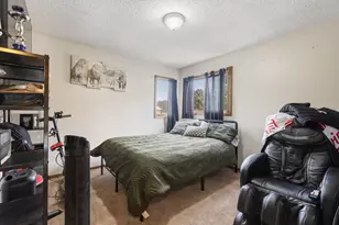 8109-8111 Zenith Ct N, Brooklyn Park, MN 55443 - Photo 5