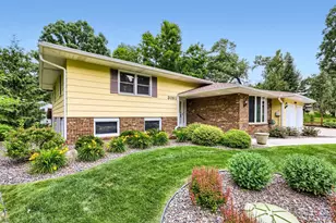 3081 Laverne Ct N, Lake Elmo, MN 55042 - Photo 39