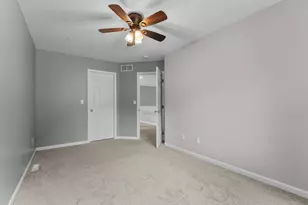 2014 Fox Valley Dr SW, Rochester, MN 55902 - Photo 27
