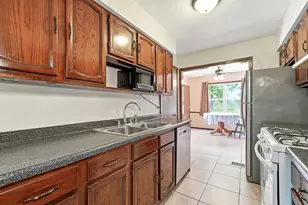 1805 Marvale Ave SE, Rochester, MN 55904 - Photo 5