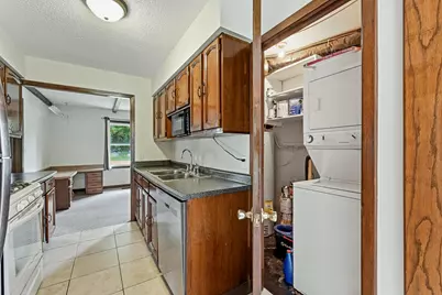 1805 Marvale Avenue SE, Rochester, MN 55904 - Photo 7