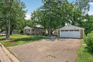 4857 Karen Pl, White Bear Lake, MN 55110 - Photo 23