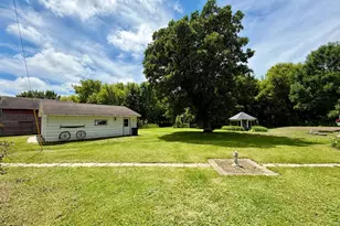 6565 165th Ave NW, New London, MN 56273 - Photo 13
