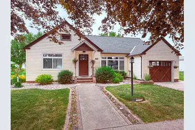 205 Ash Street S, Comfrey, MN 56019 - Photo 1