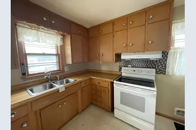 2412 18th Avenue NW, Rochester, MN 55901 - Photo 5