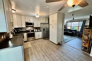 305 Lincoln Ct SW, Warroad, MN 56763 - Photo 9