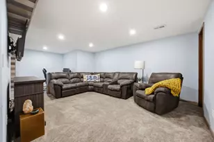 1221 Roosevelt Ave, Detroit Lakes, MN 56501 - Photo 13