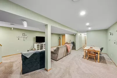 101 Anglewood Drive, Kenyon, MN 55946 - Photo 39