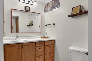 101 Anglewood Dr, Kenyon, MN 55946 - Photo 39