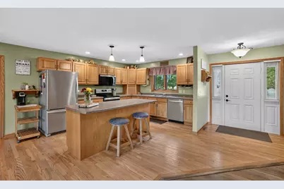 101 Anglewood Drive, Kenyon, MN 55946 - Photo 11