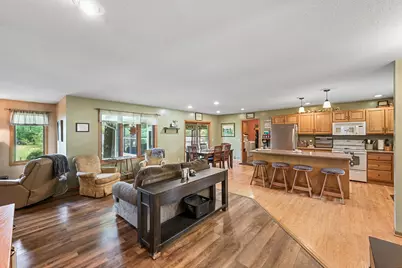 101 Anglewood Drive, Kenyon, MN 55946 - Photo 15