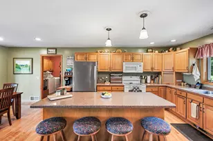 101 Anglewood Dr, Kenyon, MN 55946 - Photo 9