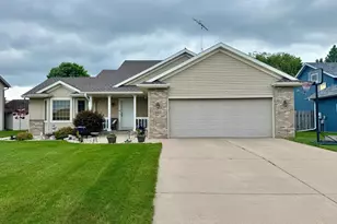 409 22nd Ave N, Sartell, MN 56377 - Photo 1