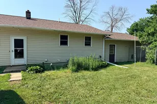32466 Co Rd 45, Bingham Lake, MN 56118 - Photo 3
