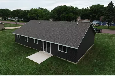 141 Washington Street, Walnut Grove, MN 56180 - Photo 5