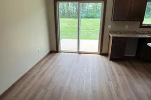 141 Washington St, Walnut Grove, MN 56180 - Photo 7