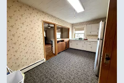 110 Main Street N, Bird Island, MN 55310 - Photo 39
