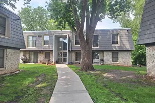 709 11th Ave S, Minneapolis, MN 55415 - Photo 1